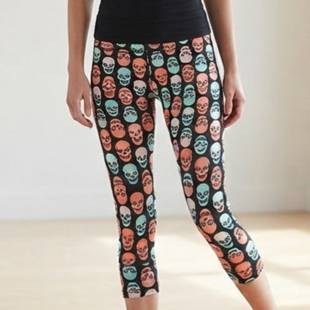 No Boundaries Skull Capri Leggings Juniors XS Neon Pink Blue Black Low Rise